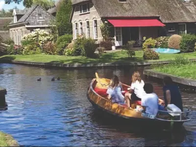Barche autentiche di Giethoorn
